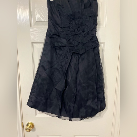 Hannah Jo Black Strapless Mini Dress with Ruffle and Flower Detailing Size M - Picture 7 of 8